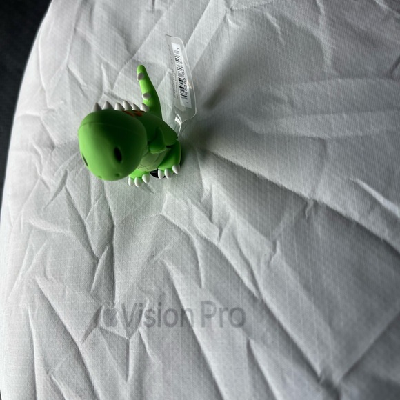 Authentic Crocs Jibbitz Shoe charms~3D Dinosaur new with tags - Picture 2 of 6